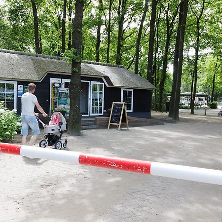 Familiecamping De Vossenburcht IJhorst Экстерьер фото